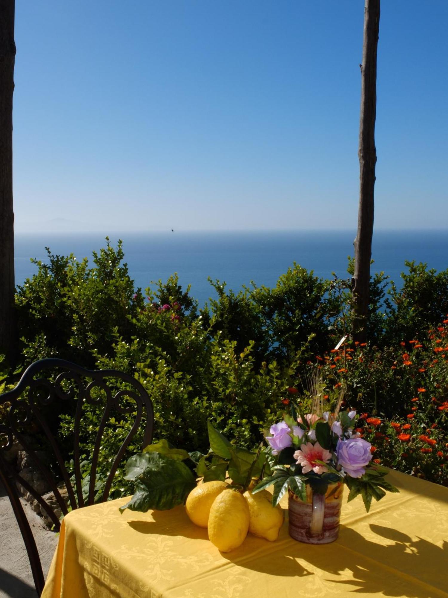 L'Antico Borgo Dei Limoni Bed & Breakfast Amalfi Eksteriør bilde