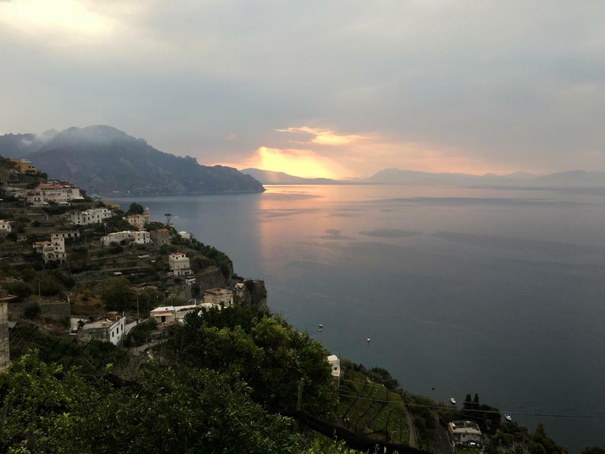 L'Antico Borgo Dei Limoni Bed & Breakfast Amalfi Eksteriør bilde